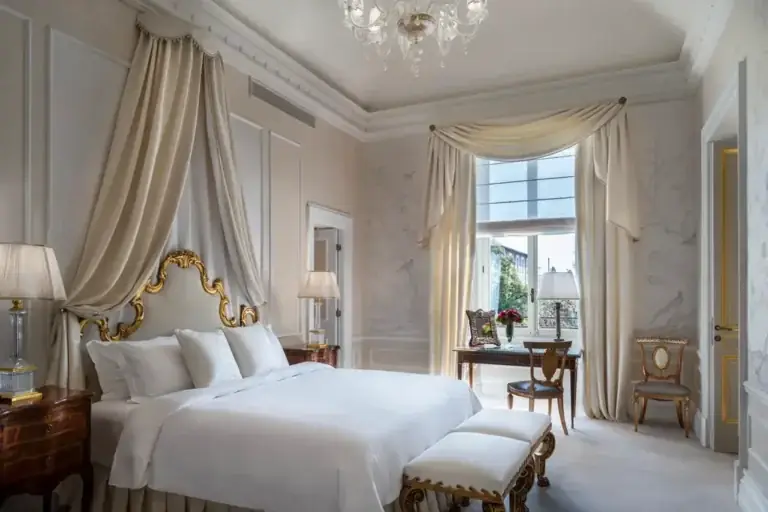 How to Avoid Luxury Suites Risks: Definitive Guide