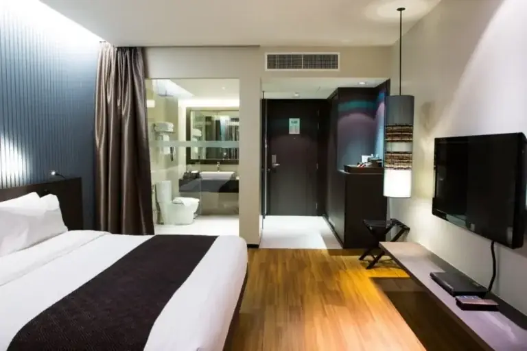 How to Plan Luxury Suites Stays on a Budget: Definitive Guide