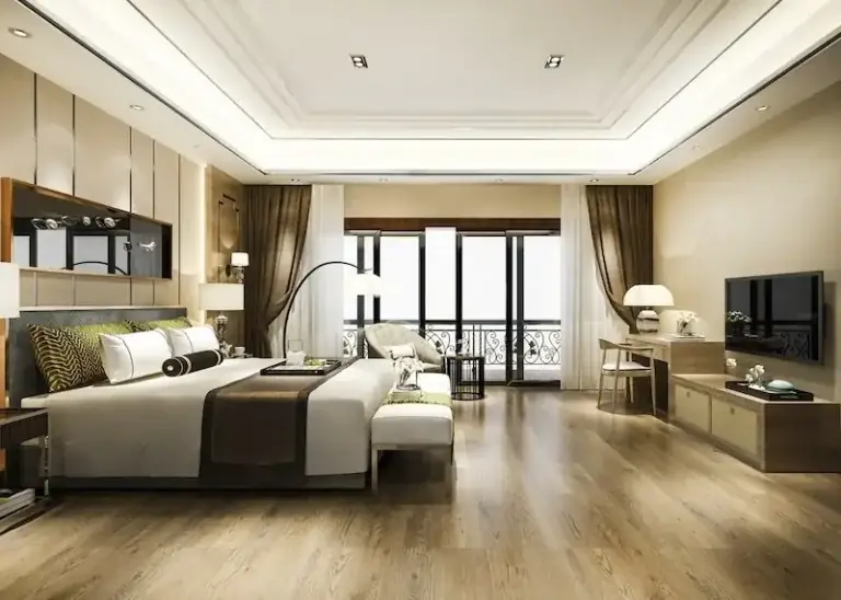How to Reduce Luxury Suites Costs: Definitive Guide